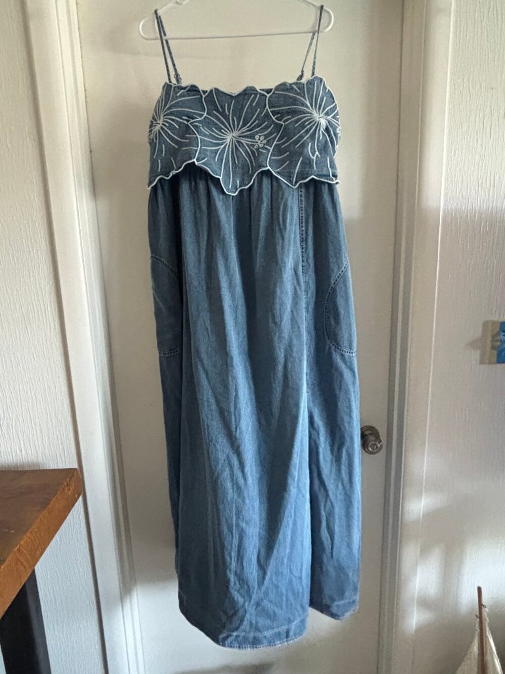 Anthropologie Pilcro Bouquet Embroidered Maxi Dress NWT! - Picture 2 of 7